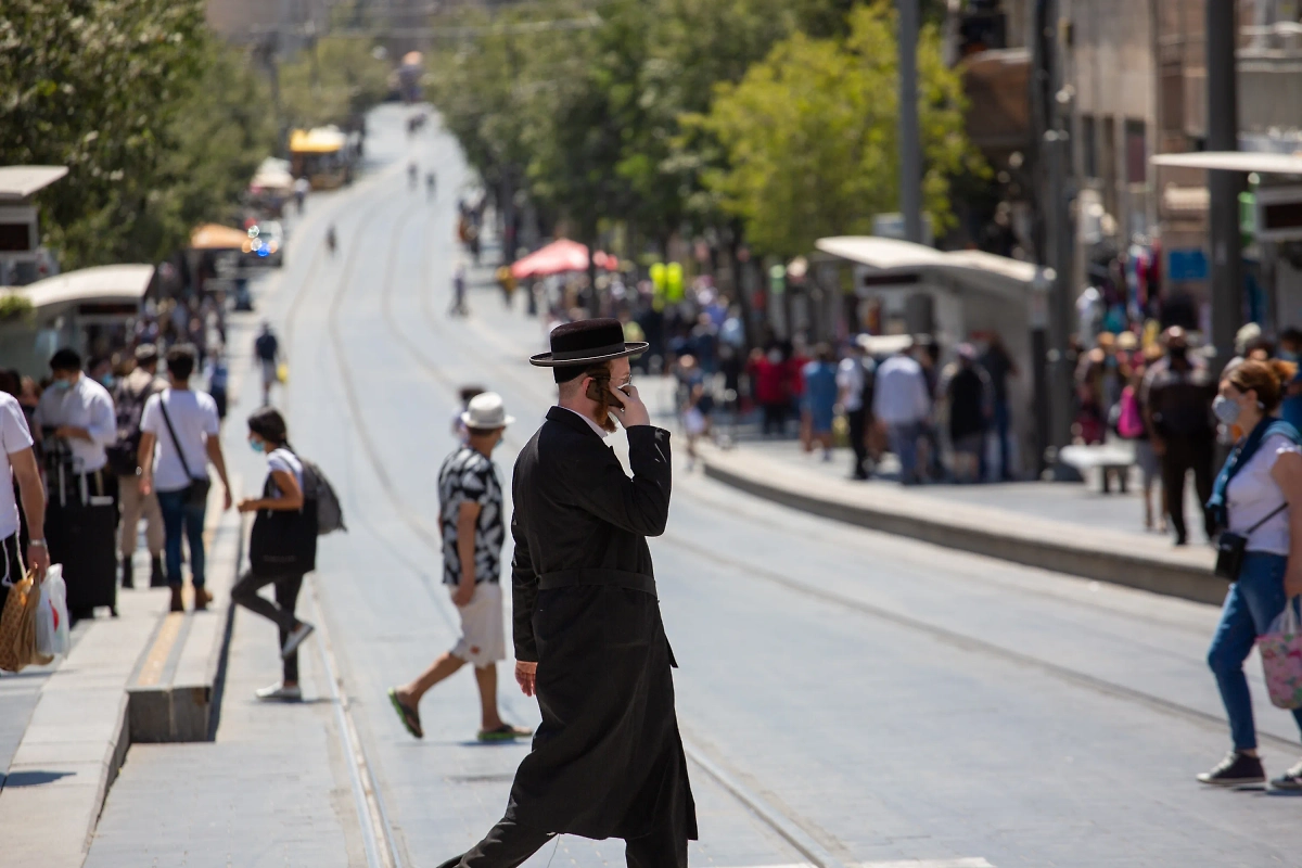 Обложка © Shutterstock / FOTODOM / Alex Eidelman