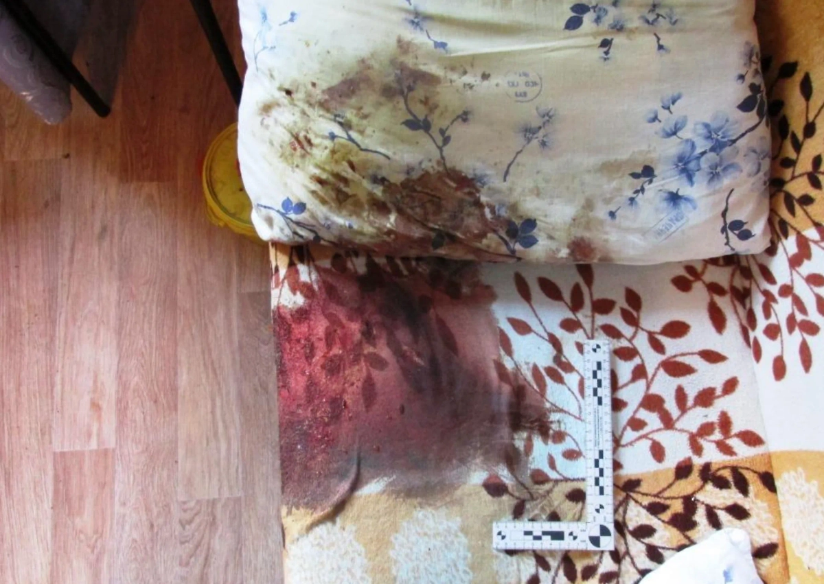 Место преступления в Новосибирске. Фото © Telegram / СУ СК по Новосибирской области