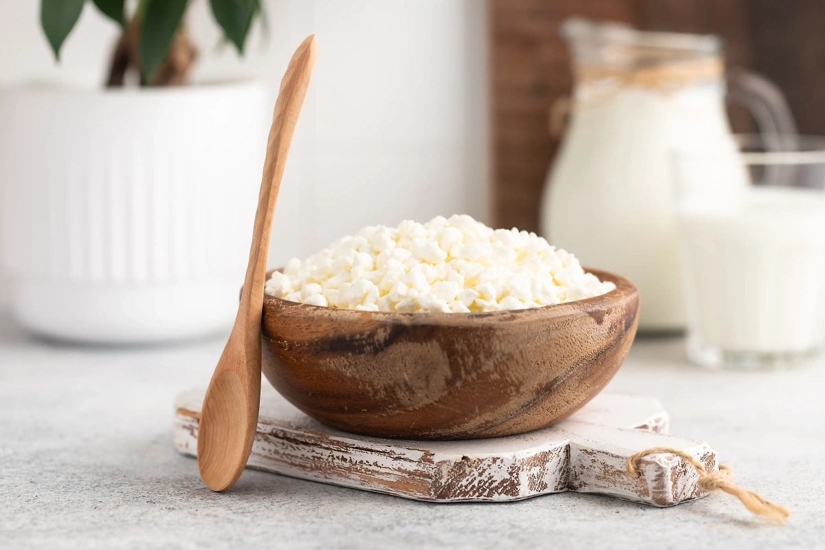 Обложка © Shutterstock / FOTODOM / Mariya Surmacheva