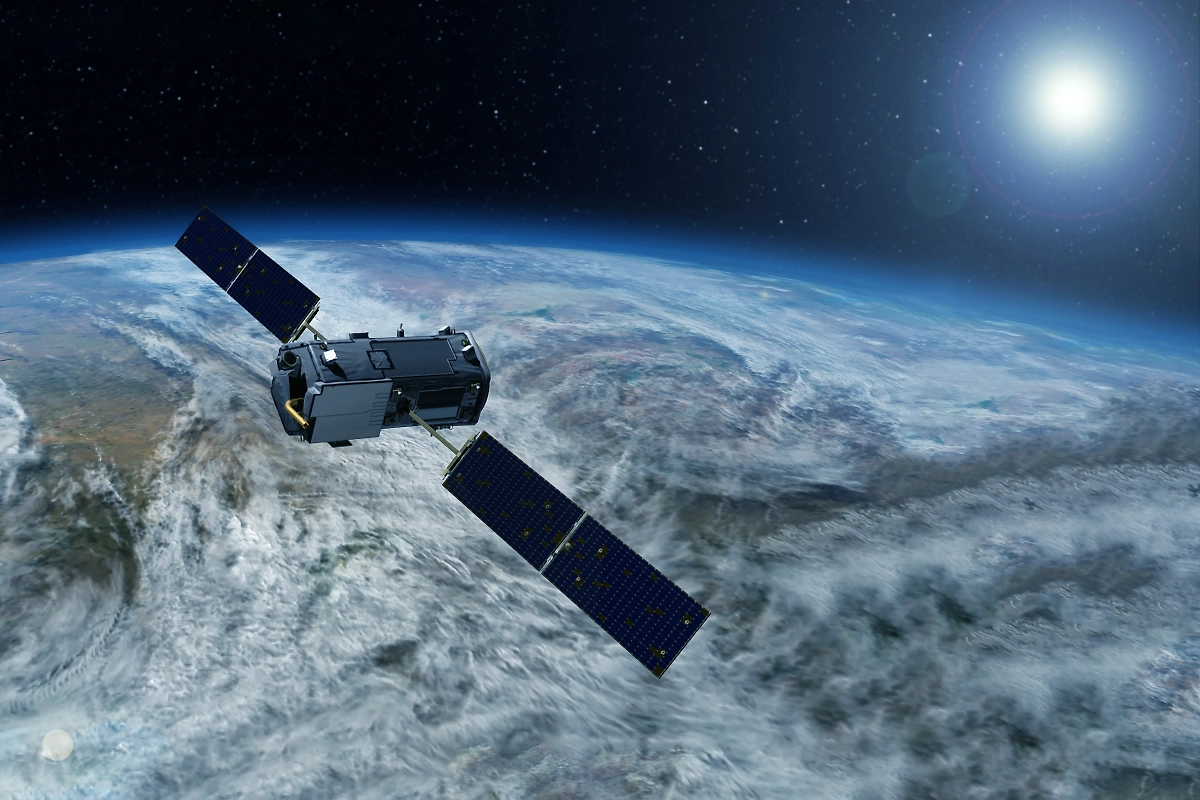 Обложка © Shutterstock / FOTODOM / Artsiom P