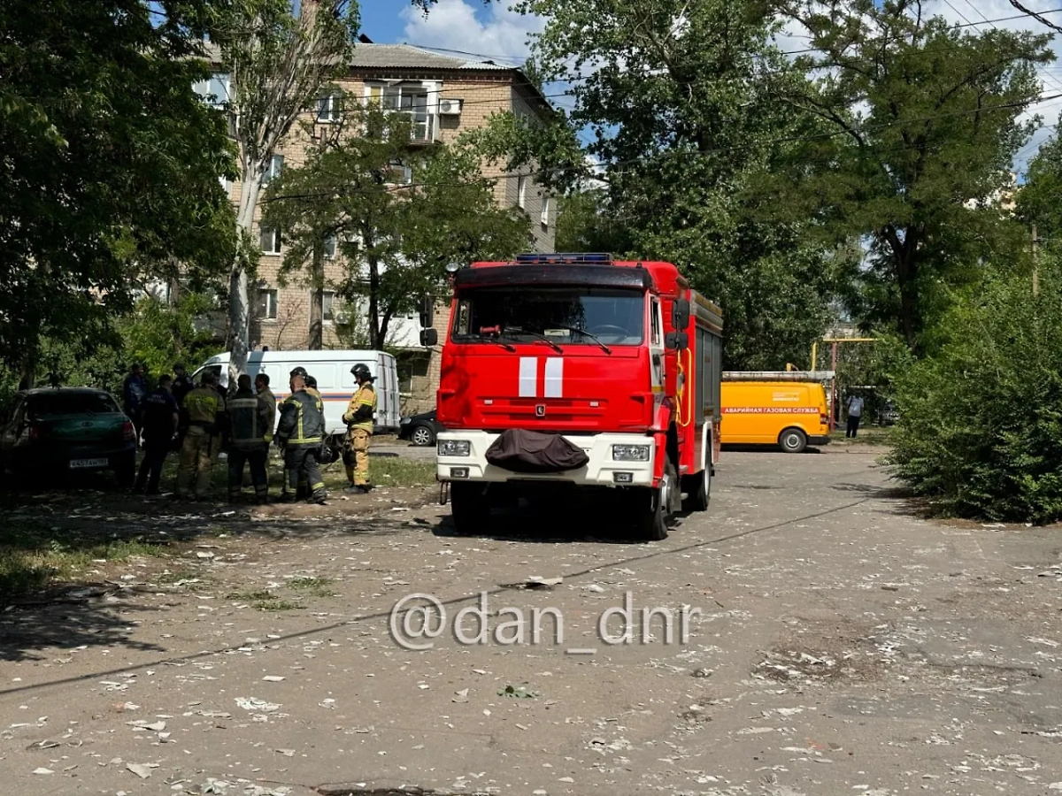 Последствия атаки ВСУ на Донецк в ДНР. Фото © Telegram / Донецкое агентство новостей