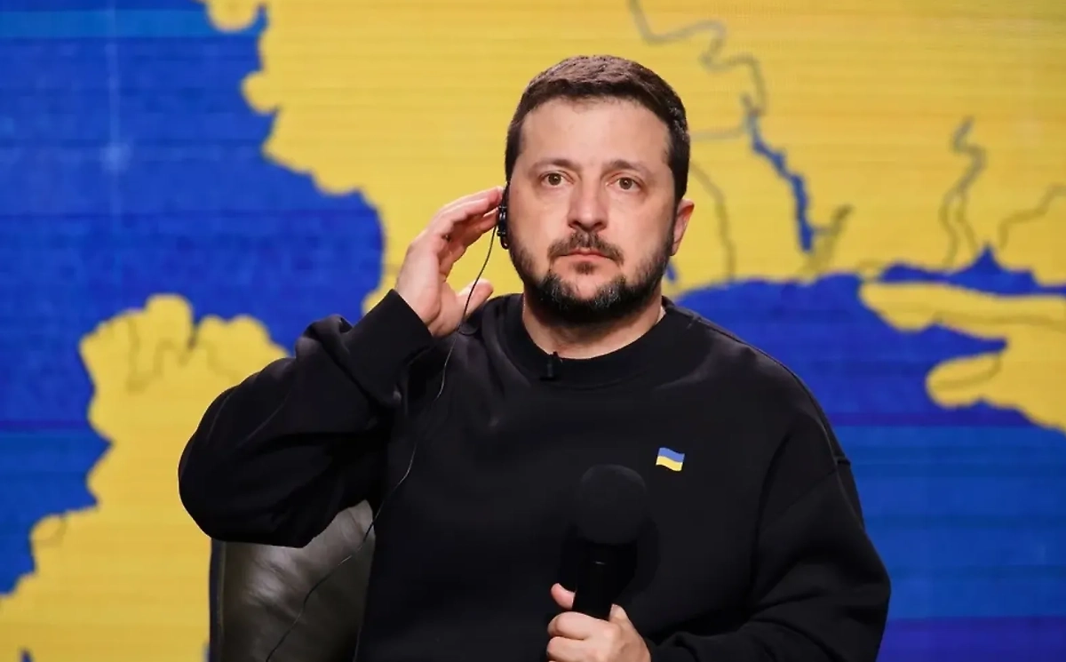 Владимир Зеленский. Обложка © Shutterstock / FOTODOM / Dmytro Larin