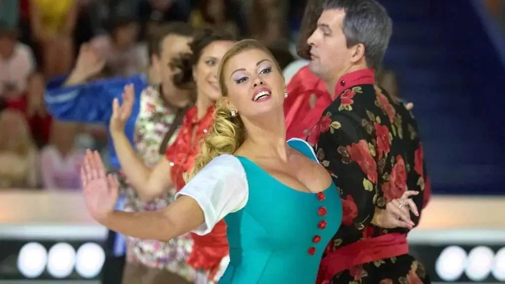 Роман Костомаров был долгое время партнёром Анны Семенович. Фото © ТАСС / Олег Наумов