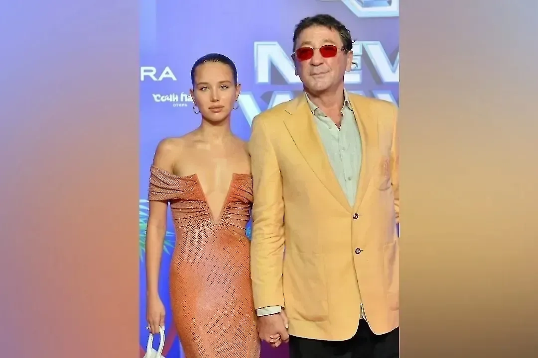 Григорий Лепс и Аврора Киба. Обложка © Instagram (признан экстремистской организацией и запрещён на территории Российской Федерации) / gvleps