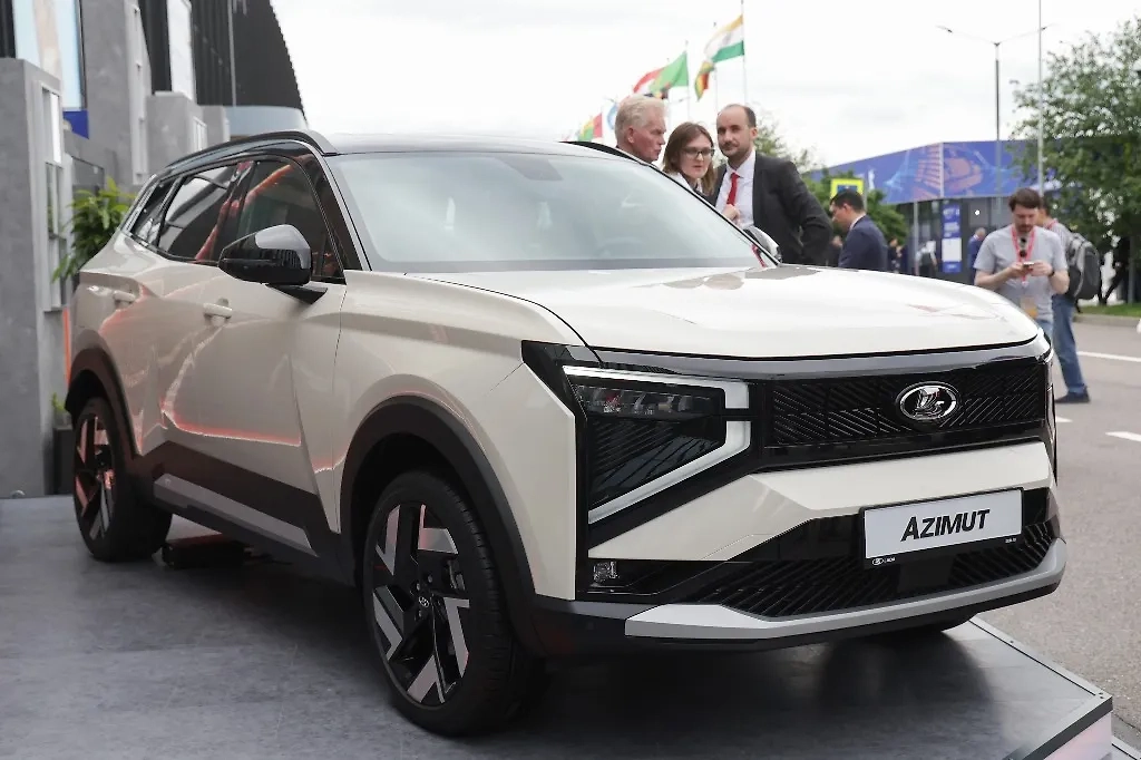 Lada Azimut. Обложка © ТАСС / Кирилл Кухмарь