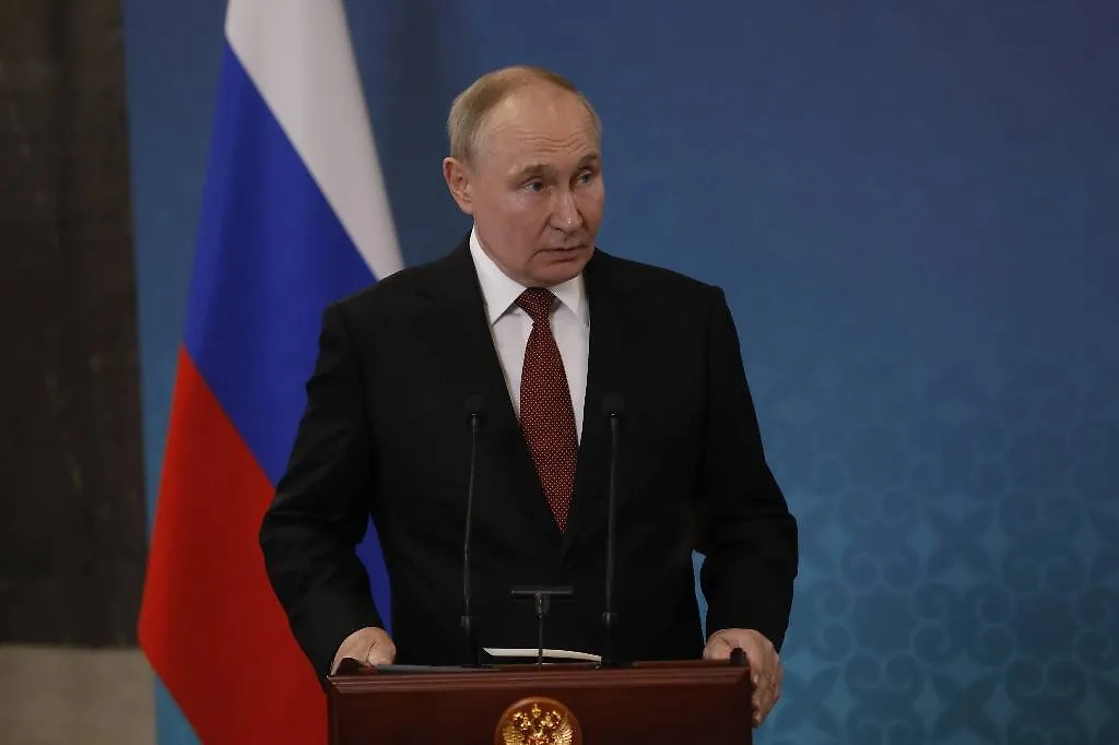 Президент РФ Владимир Путин. Обложка © Life.ru