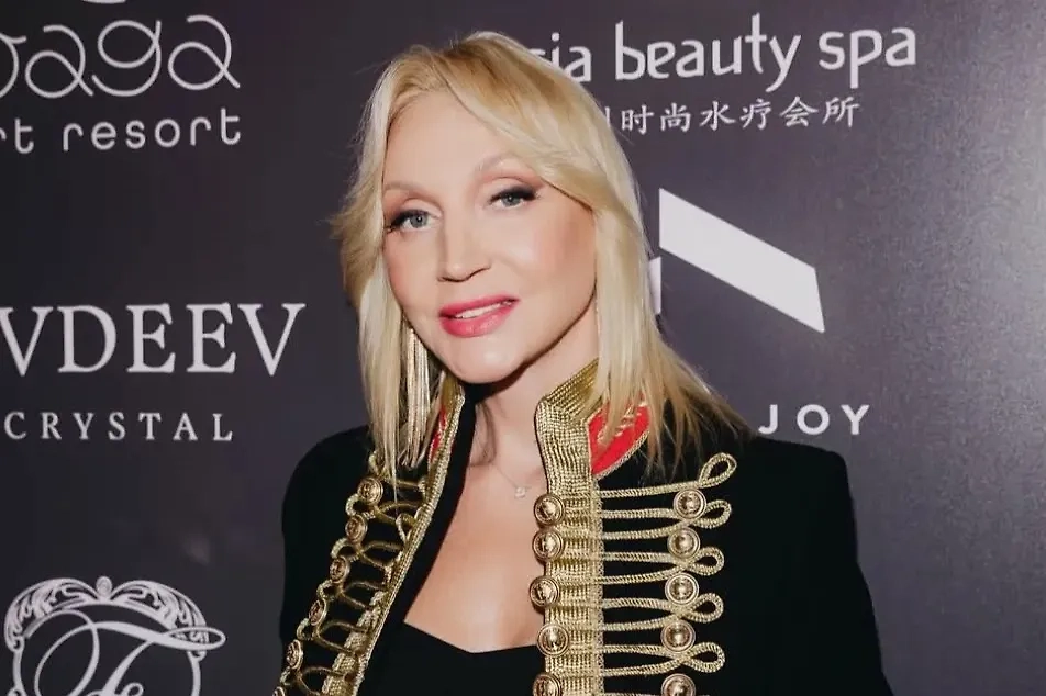 Обложка © Instagram (признан экстремистской организацией и запрещён на территории Российской Федерации) / orbakaite_k