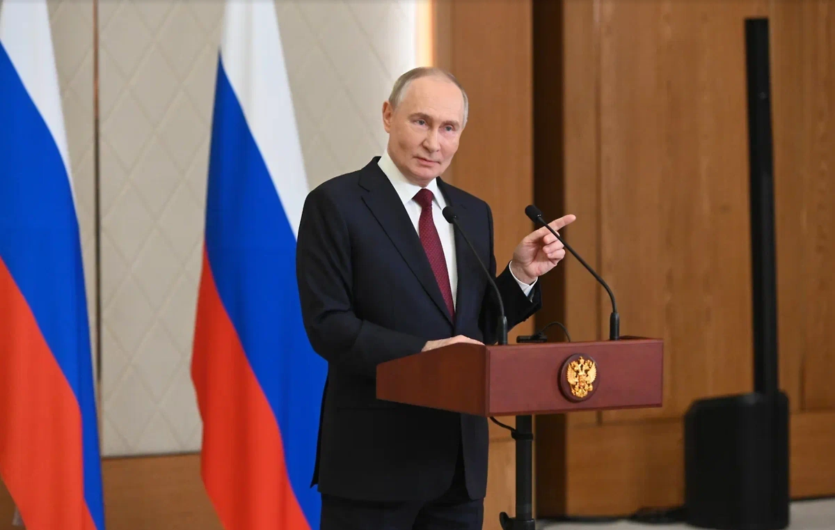 Владимир Путин. Обложка © Life.ru