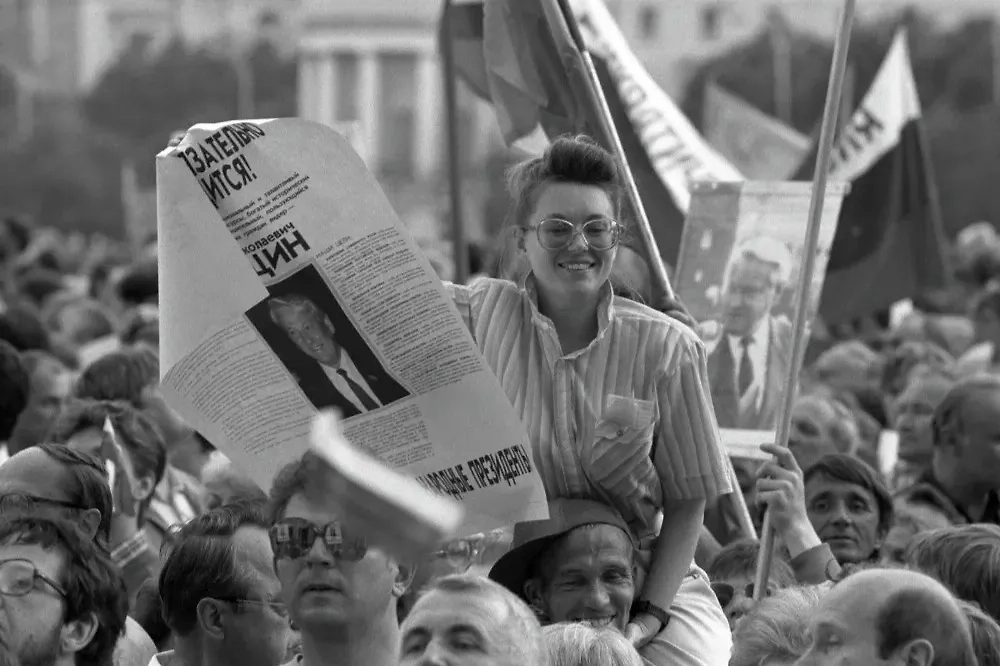 День России в 1991 году ещё не был Днём России. Фото © РИА «Новости» / Александр Поляков
