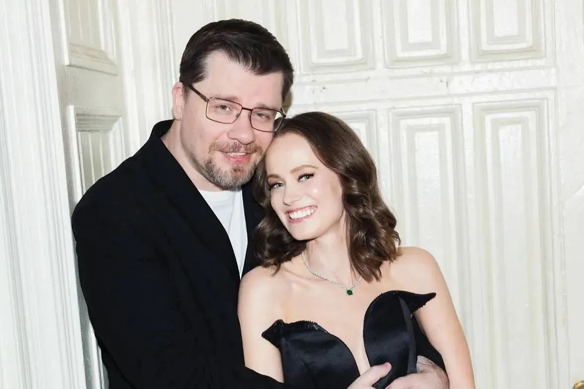 Гарик Харламов и Катерина Ковальчук. Обложка © Instagram (признан экстремистской организацией и запрещён на территории Российской Федерации) / katerinakovalchyk