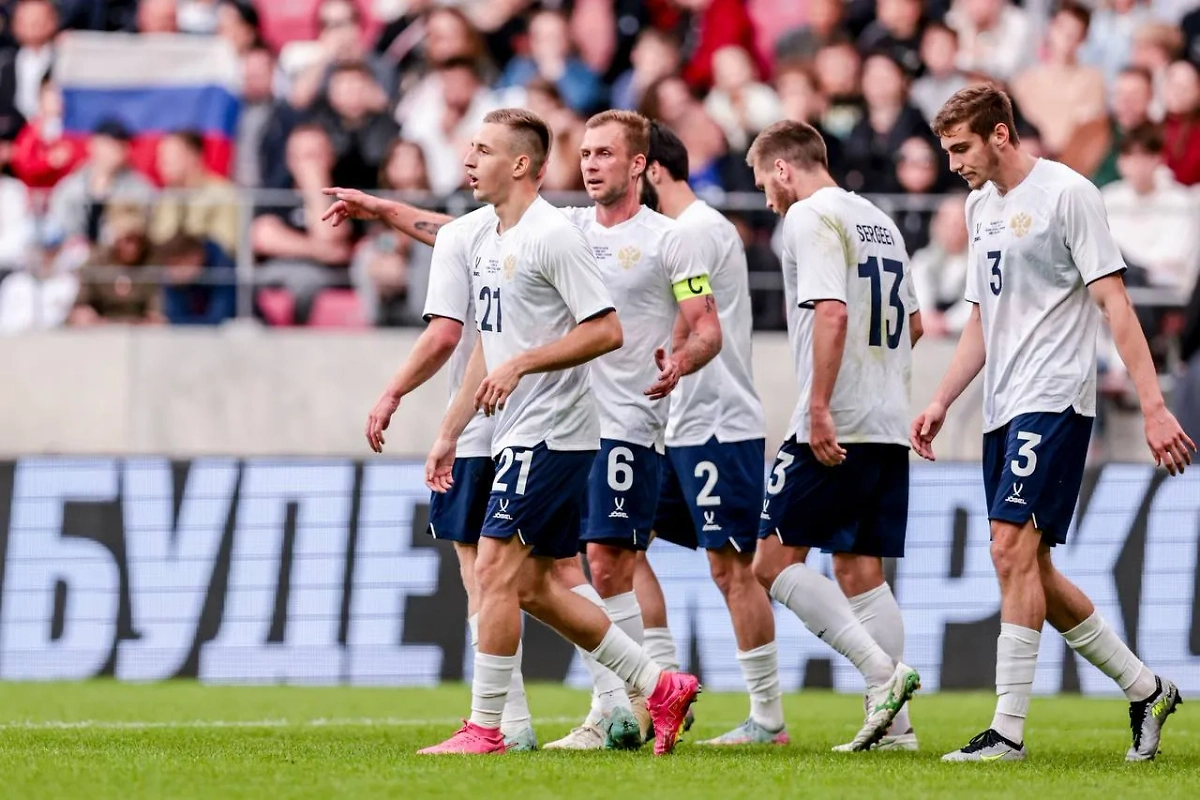 Сборная России разгромила команду Белоруссии в товарищеском матче. Обложка © Telegram / Сборная России по футболу