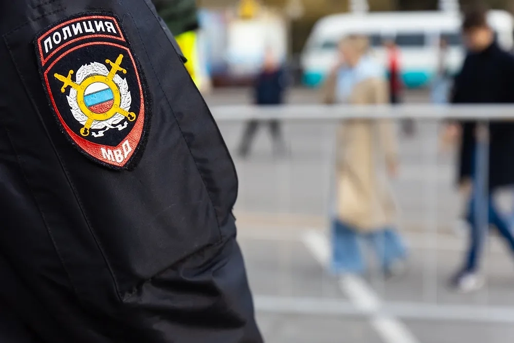 Обложка © Shutterstock / FOTODOM / Al.geba