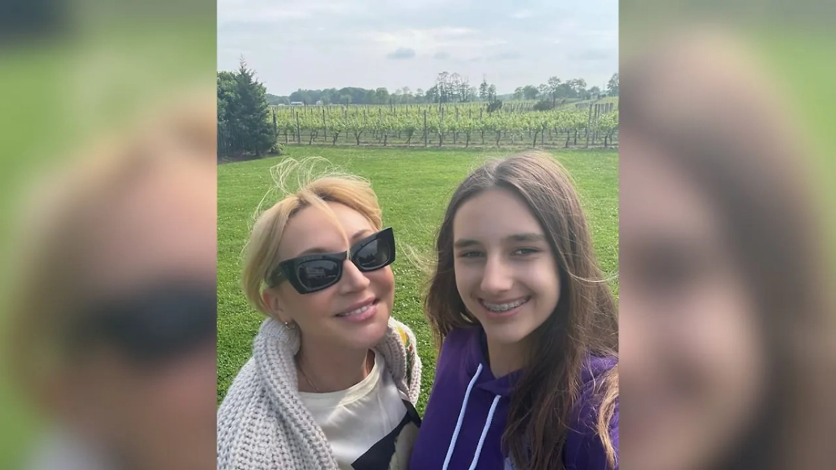 Фото Кристины Пугачёвой с дочерью, которое восхитило Аллу Пугачёву. Обложка © Instagram (признан экстремистской организацией и запрещён на территории Российской Федерации) / orbakaite_k