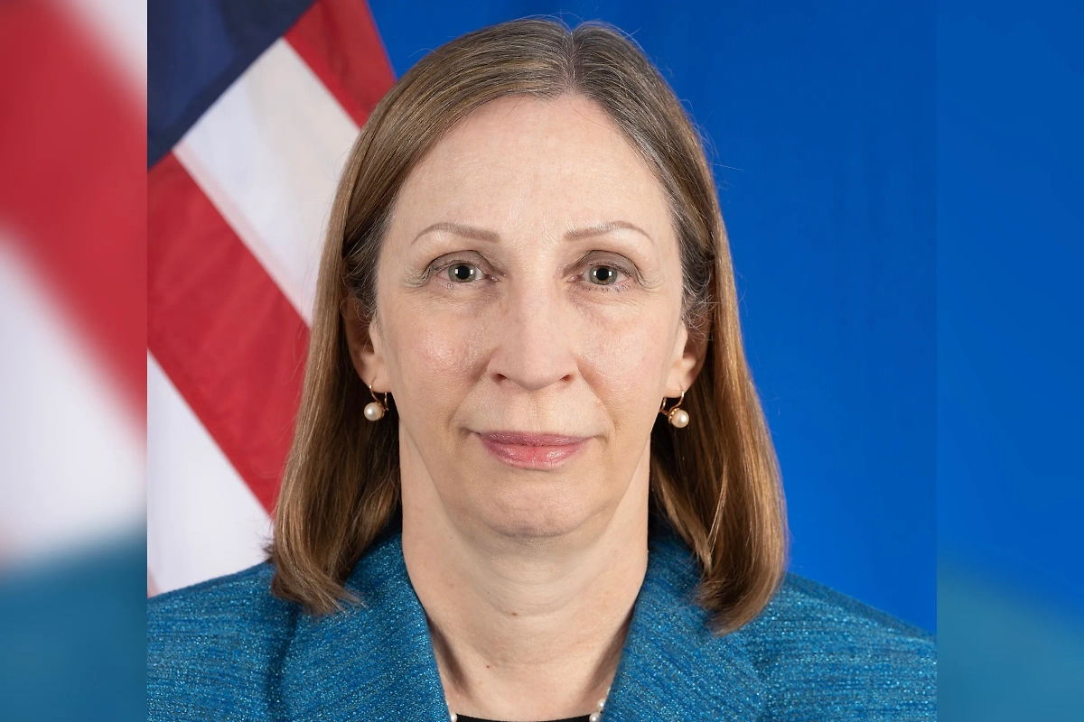 Посол США в России Линн Трейси. Обложка © Wikipedia / United States Department of State