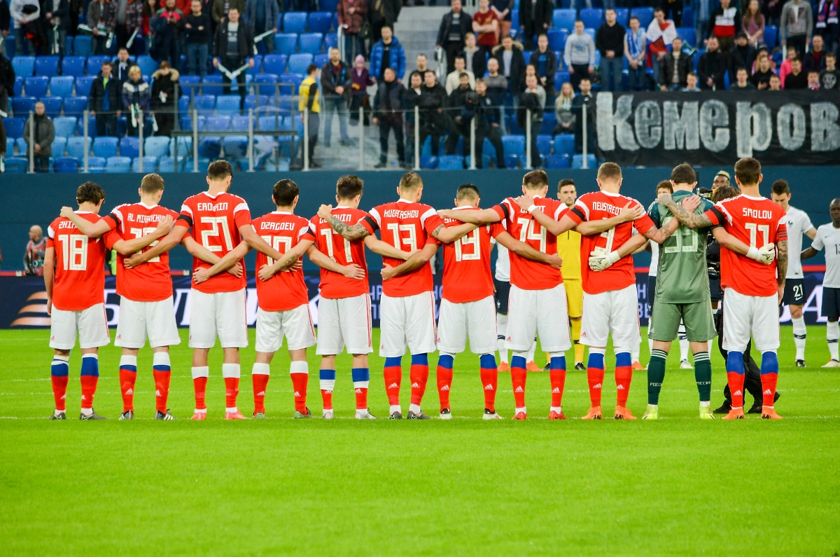 Обложка © Shutterstock / FOTODOM / Vlad1988