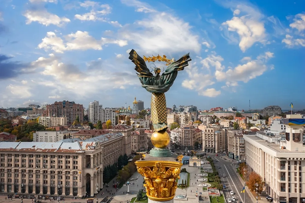 Обложка © Shutterstock / FOTODOM / Ruslan Lytvyn