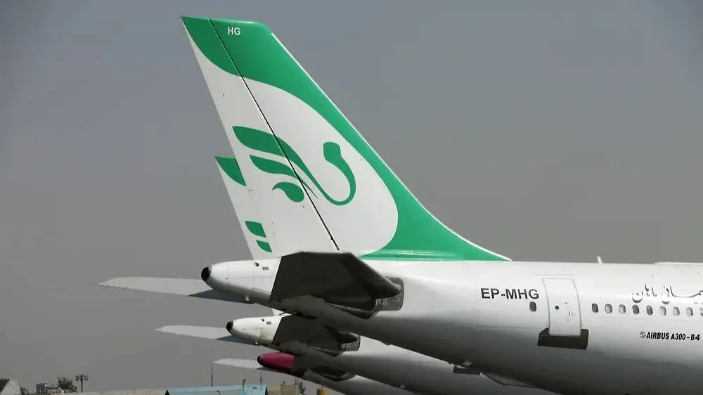 Обложка © Shutterstock / FOTODOM / AMIN POUR MIRZA