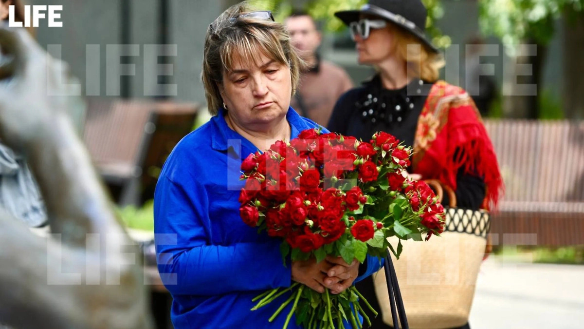 Прощание с актрисой Валентиной Талызиной. Фото © Life.ru