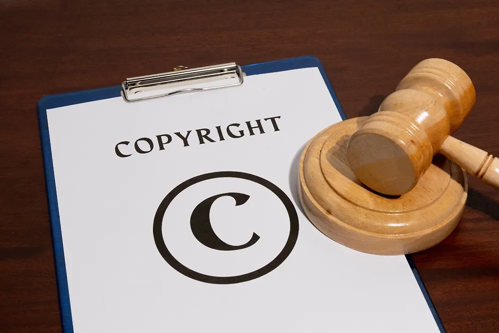 Обложка © Shutterstock / FOTODOM / kamitana