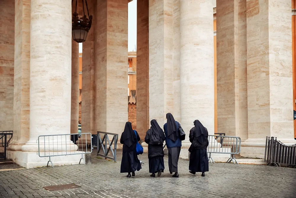 Обложка © Shutterstock / FOTODOM / Oxana Baz