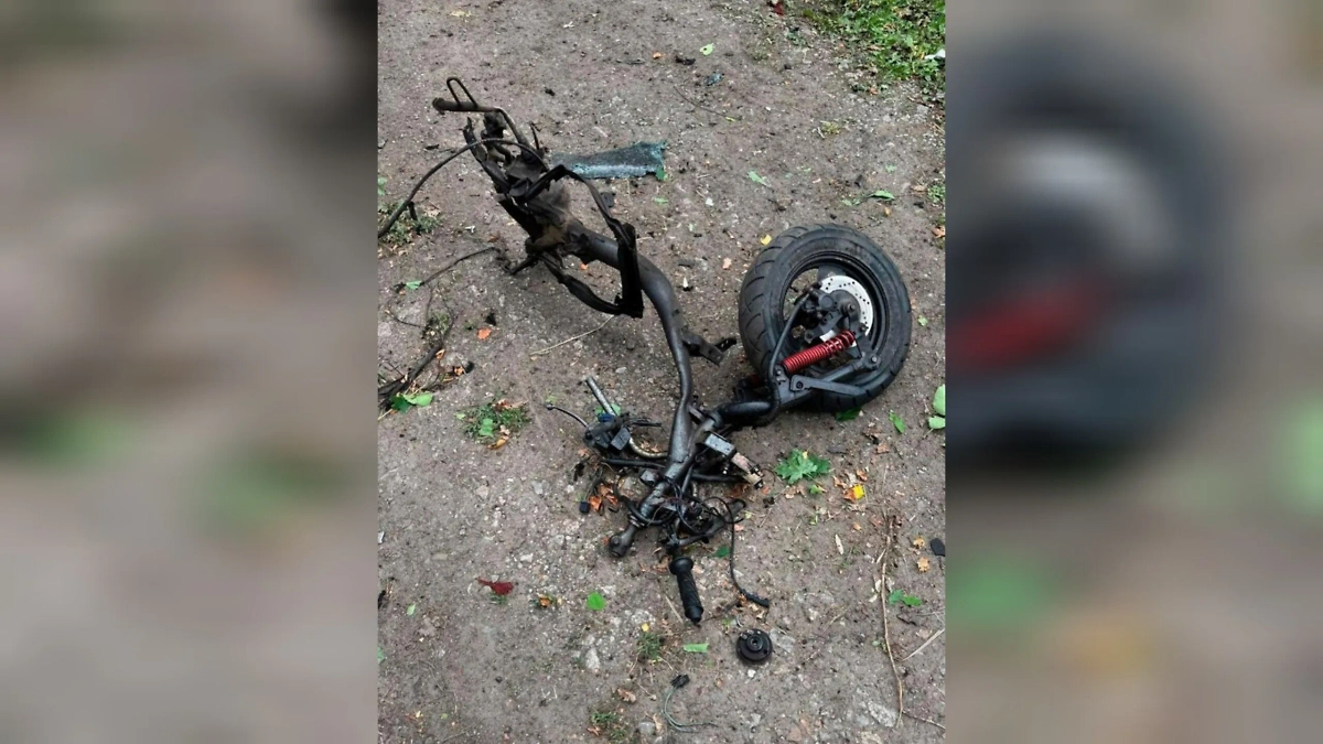 Мопед после взрыва. Фото © Пресс-служба СБУ