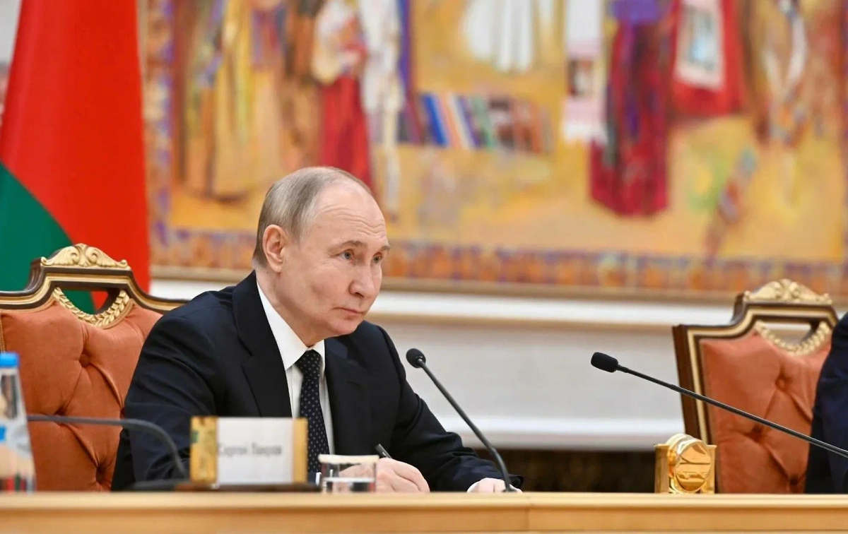 Владимир Путин. Обложка © Life.ru