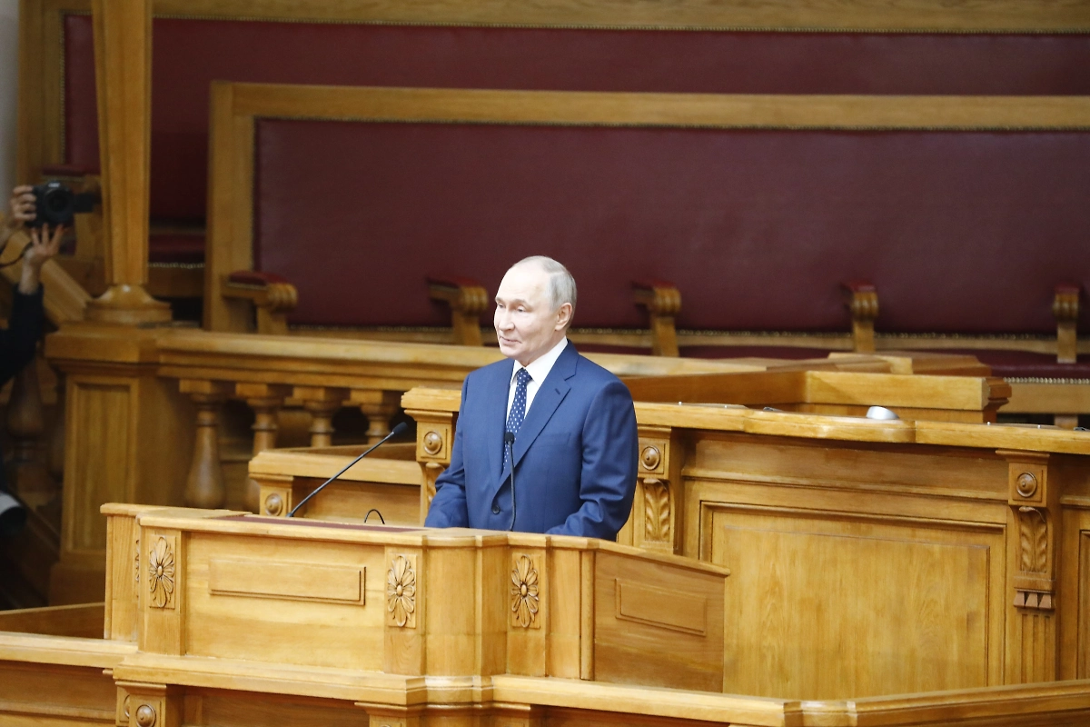 Владимир Путин. Обложка © Life.ru