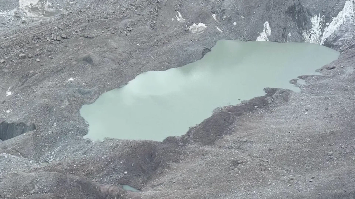 Озеро Такыр-Тор. Обложка © МЧС Киргизии 