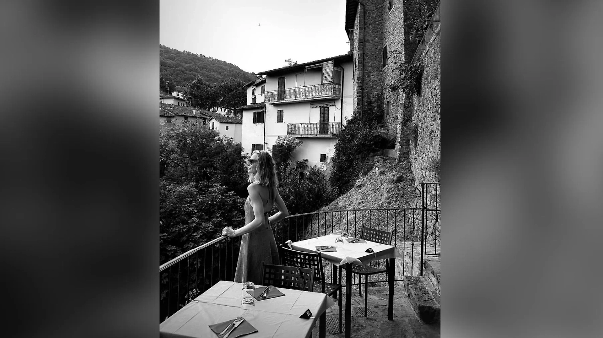 Светлана Ходченкова в Италии. Обложка © Instagram (соцсеть запрещена в РФ; принадлежит корпорации Meta, которая признана в РФ экстремистской) / svetlana_khodchenkova