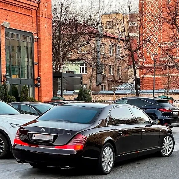 Maybach 62 сына Кадышевой. Фото © nomerogram.ru