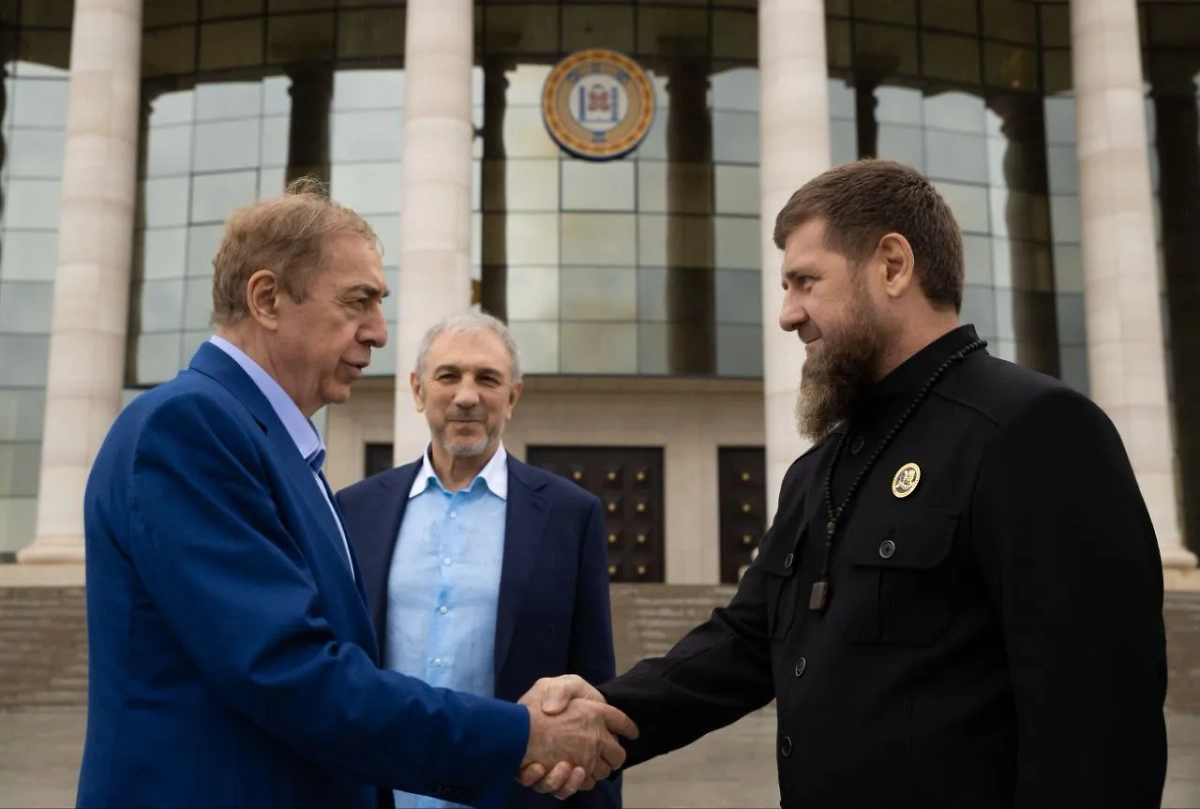 Российский предприниматель Микаил Гуцериев и глава Чечни Рамзан Кадыров. Обложка © Telegram/Kadyrov_95