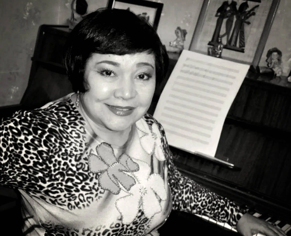 Дилором Омонуллаева. Обложка © Союз композиторов и бастакоров Узбекистана