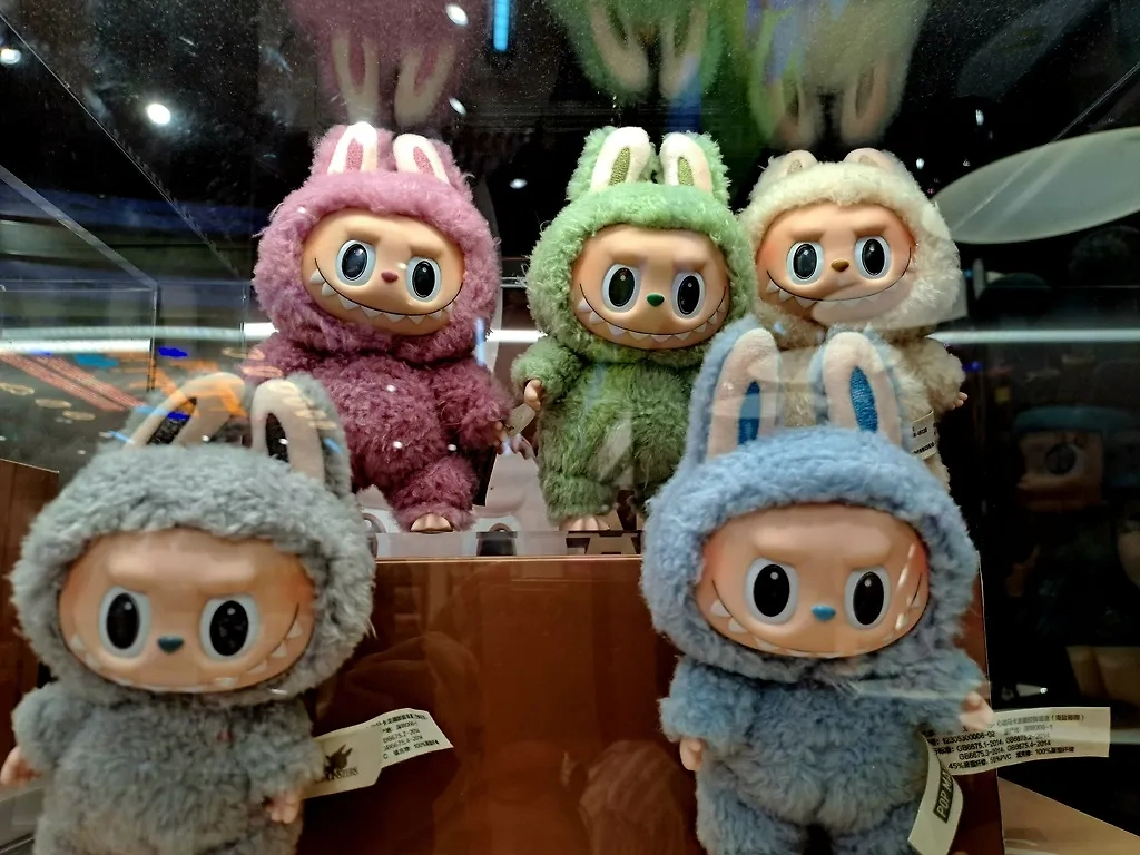 Обложка © Shutterstock / FOTODOM / petanicupu