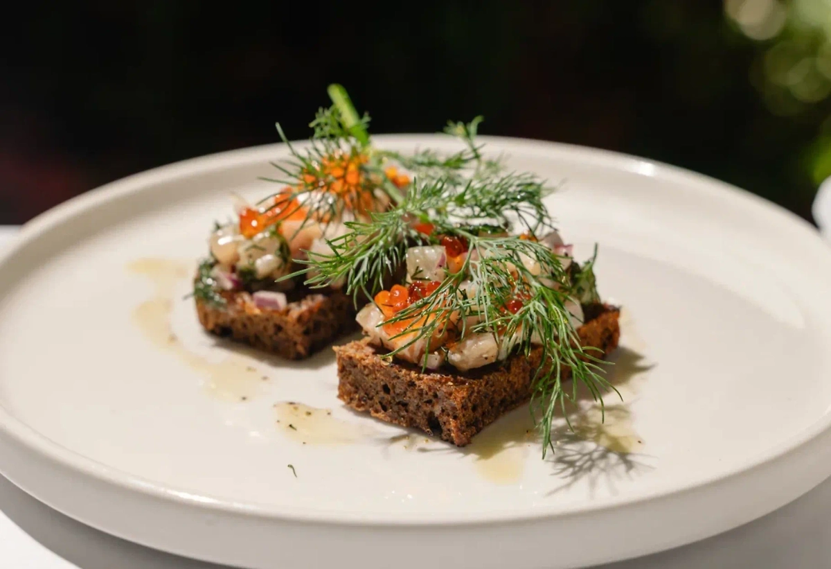 «Магадан» приглашает на рыбу и морепродукты из российских рек и морей. Фото предоставлено организаторами фестиваля