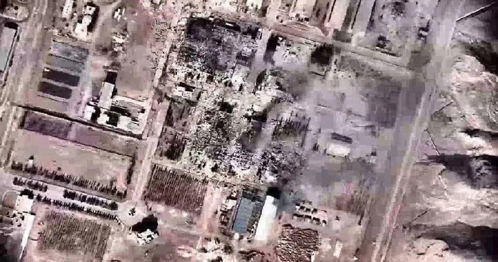 Последствия атаки Израиля на ядерный объект в Исфахане. Обложка © Х / yossibenyakar