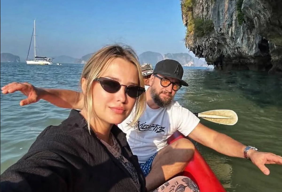 Актёры во время совместного отдыха. Фото © Instagram (признан экстремистской организацией и запрещён на территории Российской Федерации) / aglaiashilovskaia