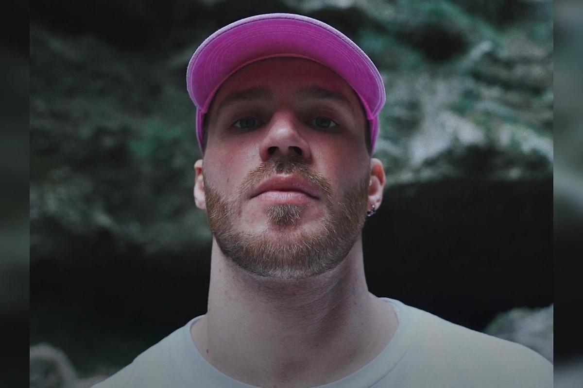 Певец Олег Майами. Обложка © VK / Олег Майами