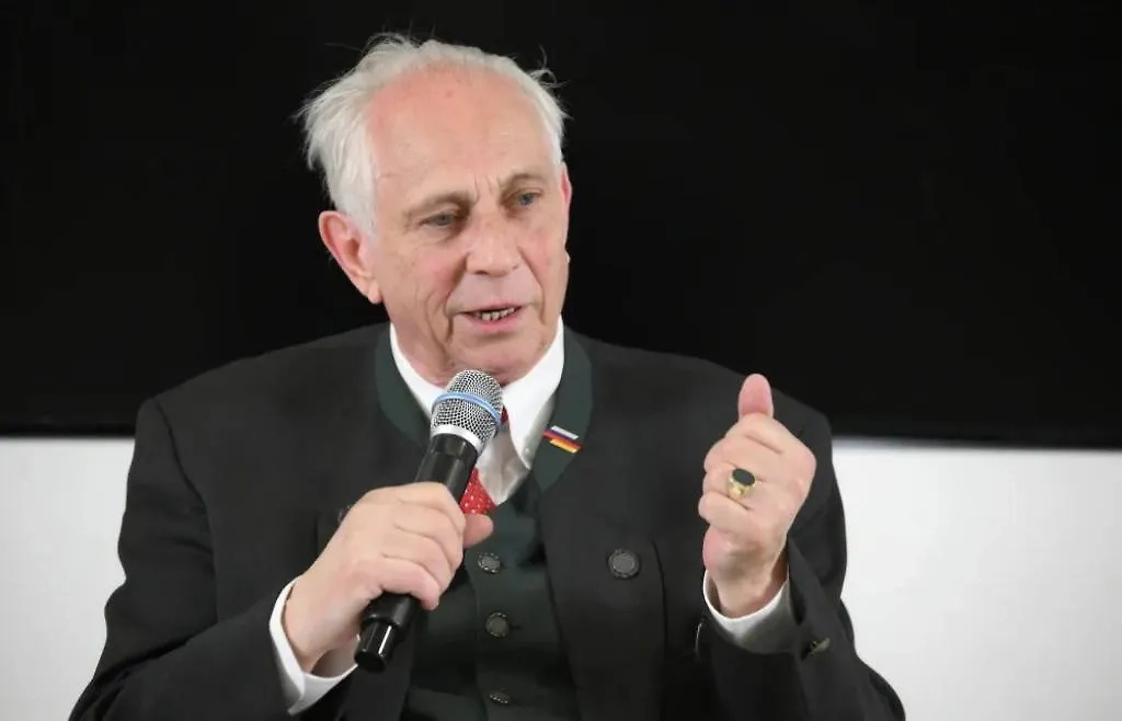 Александр фон Бисмарк. Обложка © ТАСС / Алексей Майшев