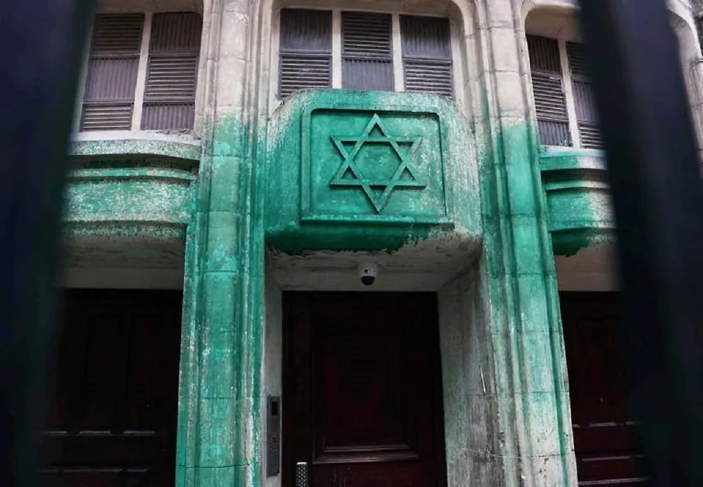 Мемориал Шоа в Париже. Обложка © Х / mohamed00429482