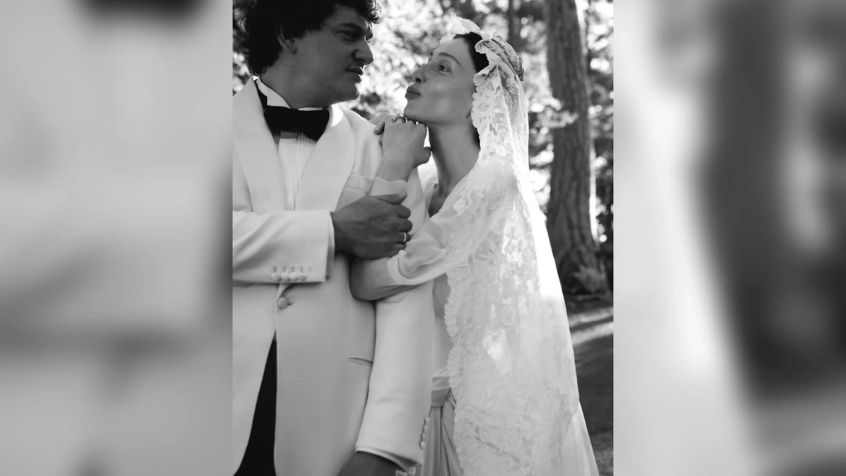 Настя Ивлеева и Филипп Бегак. Обложка © Instagram (признан экстремистской организацией и запрещён на территории Российской Федерации) /_agentgirl_