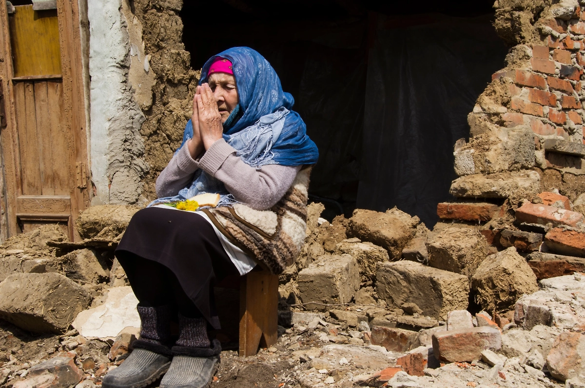 Обложка © Shutterstock / FOTODOM/ Kharaim Pavlo