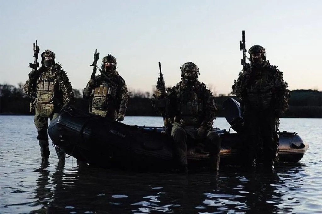 Военнослужащие ВСУ. Обложка © president.gov.ua