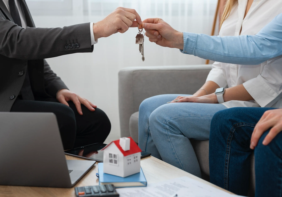 Покупка жилья. Обложка © Freepik