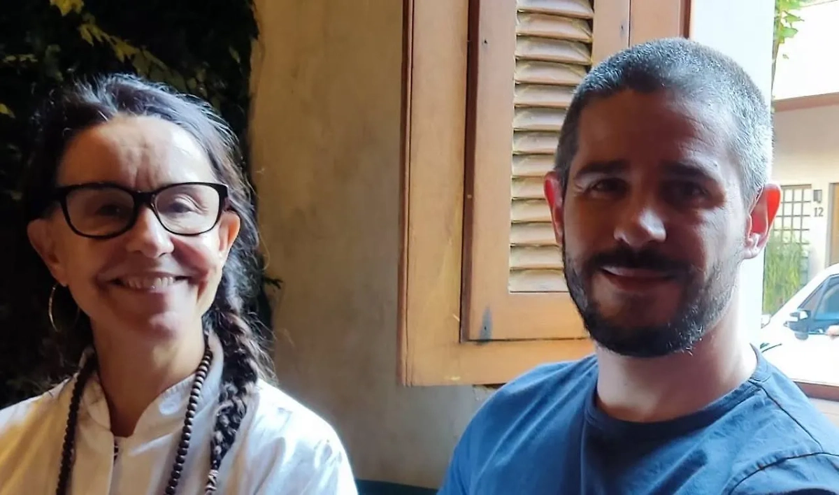 Актриса Луселия Сантус с сыном актёром Педро Нешлинг. Обложка © Instagram (признан экстремистской организацией и запрещён на территории Российской Федерации)/ luceliasantosoficial