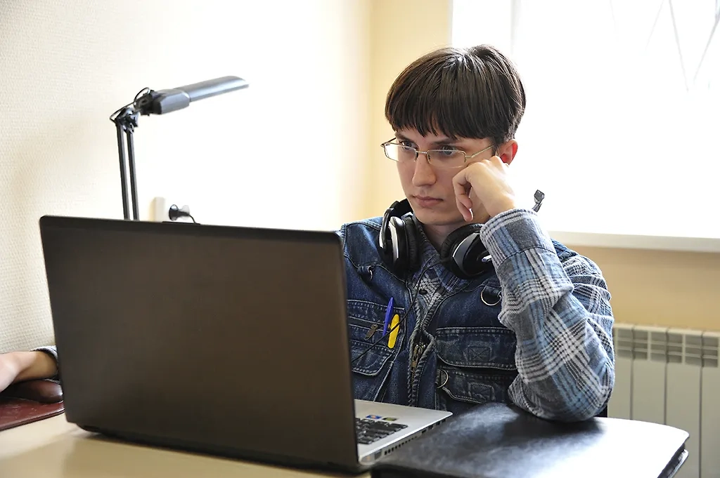 Апелляцию на ЕГЭ можно подать лично или онлайн. Фото © ТАСС / Юрий Белинский