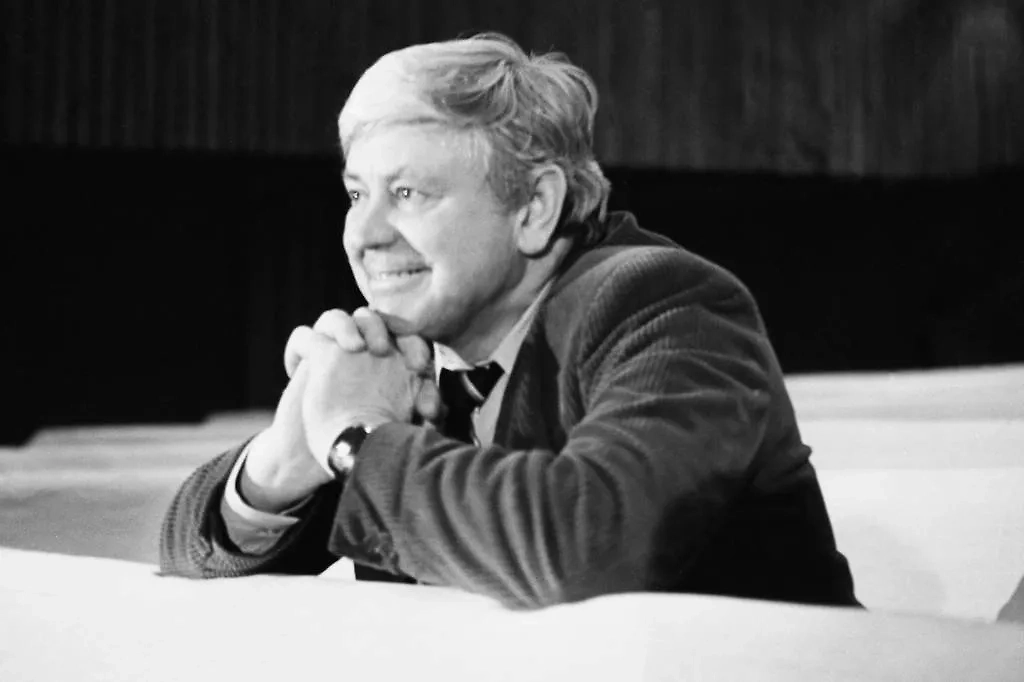 Донатас Банионис и КГБ: рассекреченные документы о вербовке актёра. Фото © ТАСС / Вигантас Брайис, Герман Шлевис