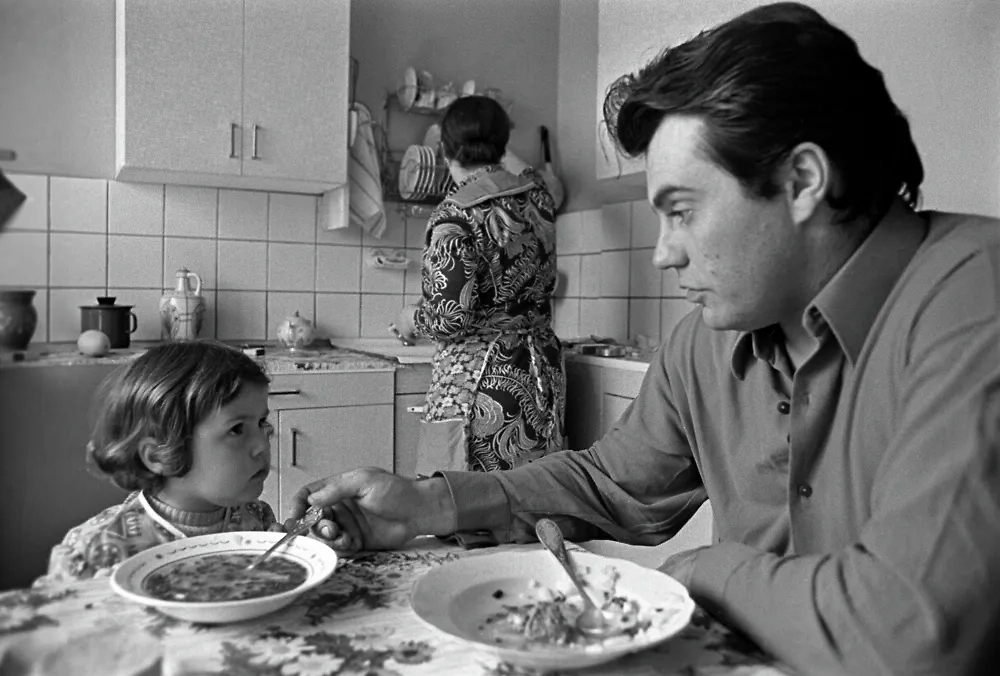 Игнорирование потребностей ребёнка в советском воспитании как форма насилия. Фото © РИА Новости / Александр Макаров