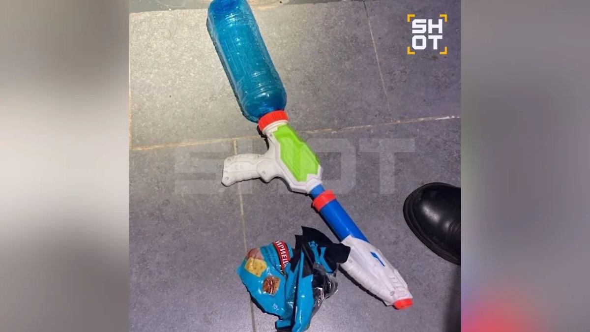 Содержимое рюкзака, найденного в Зеленограде. Видео © Telegram / SHOT