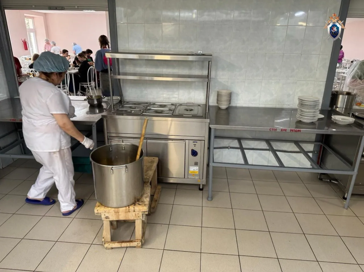 Кадры с кухни. Фото © Telegram / СУ СК России по Омской области