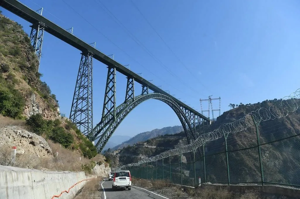 Новый мост в Индии. Фото © X / basiitzargar